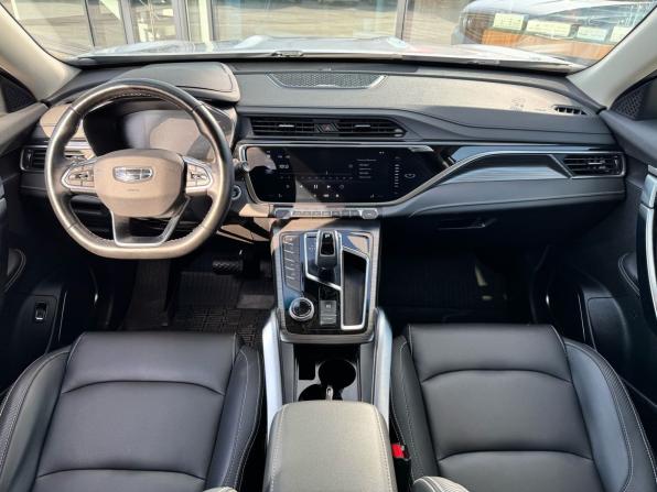 Geely Atlas Pro с пробегом 2021 года, цена 1 899 000 рублей, 51694 км, внедорожник, Автокод Объявления