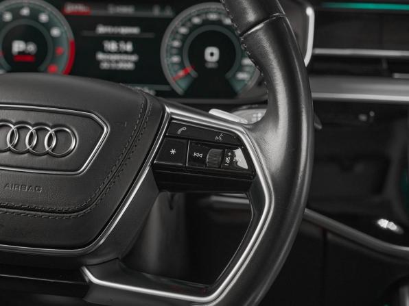Audi A8 IV (D5) с пробегом 2019 года, цена 4 590 000 рублей, 121100 км, седан, Автокод Объявления