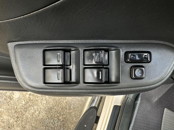 Toyota RAV4 II (XA20) Рестайлинг с пробегом 2005 года, цена 799 000 рублей, 243000 км, внедорожник, Автокод Объявления