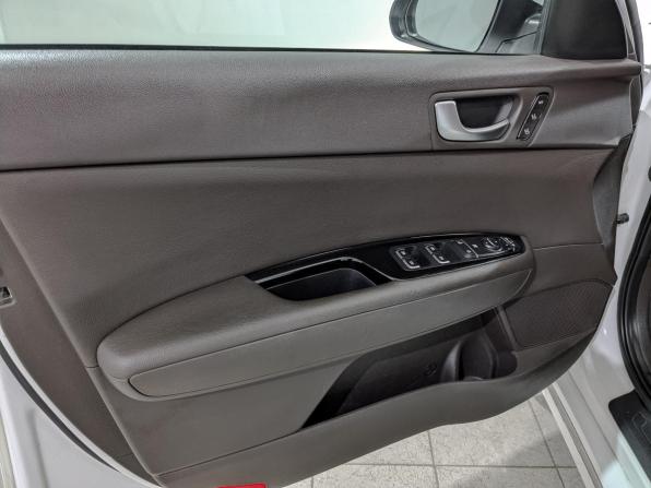 Kia Optima IV Рестайлинг с пробегом 2019 года, цена 1 855 000 рублей, 161401 км, седан, Автокод Объявления