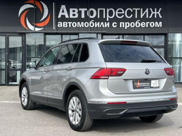 Volkswagen Tiguan II Рестайлинг с пробегом 2021 года, цена 2 499 000 рублей, 153050 км, внедорожник, Автокод Объявления