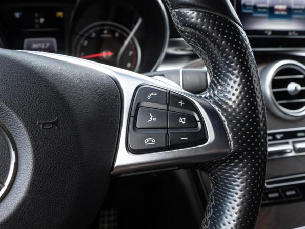 Mercedes-Benz C-Класс IV (W205) Рестайлинг с пробегом 2018 года, цена 2 470 000 рублей, 130709 км, седан, Автокод Объявления