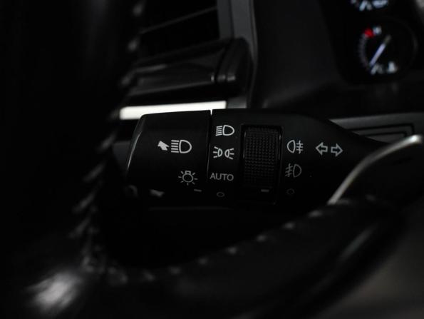 Lexus LX III Рестайлинг 2 с пробегом 2016 года, цена 7 950 000 рублей, 124749 км, внедорожник, Автокод Объявления