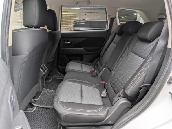 Mitsubishi Outlander III Рестайлинг 3 с пробегом 2020 года, цена 2 399 000 рублей, 91816 км, внедорожник, Автокод Объявления