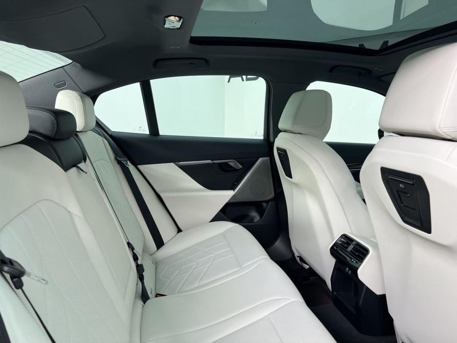 BMW 5 серии VIII (G60/G61/G68) Москва  - изображение 11
