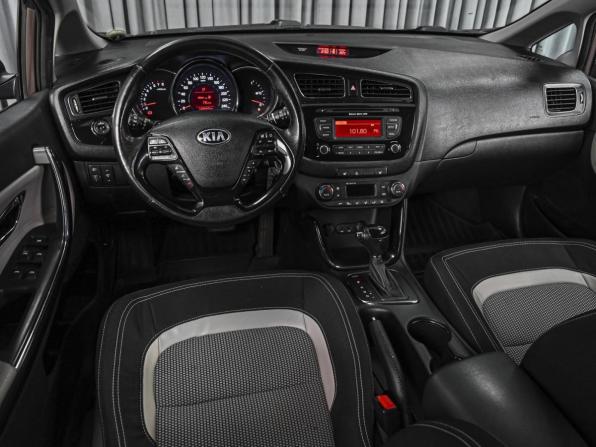 Kia Ceed II с пробегом 2013 года, цена 1 199 000 рублей, 129050 км, хэтчбек, Автокод Объявления