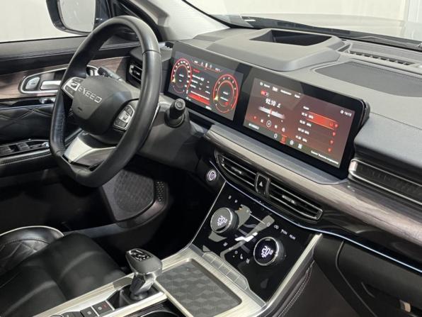 Exeed VX I с пробегом 2023 года, цена 2 735 000 рублей, 61743 км, внедорожник, Автокод Объявления
