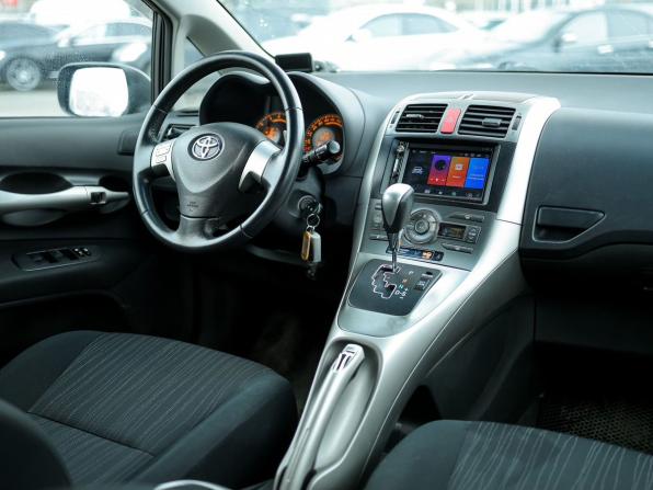 Toyota Auris I с пробегом 2008 года, цена 799 000 рублей, 198557 км, хэтчбек, Автокод Объявления