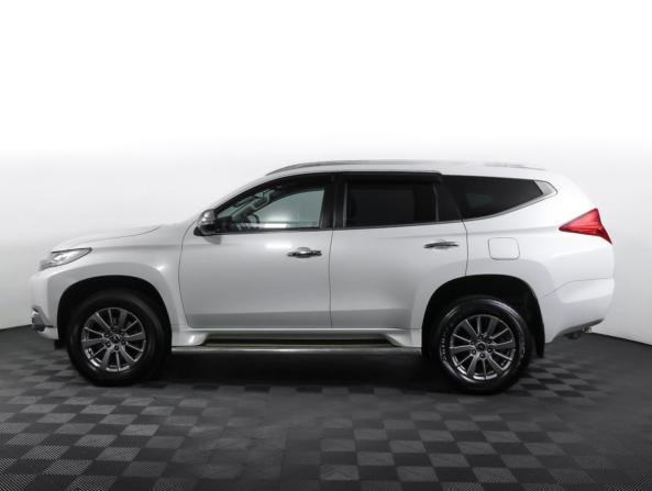 Mitsubishi Pajero Sport III с пробегом 2017 года, цена 2 699 000 рублей, 141000 км, внедорожник, Автокод Объявления