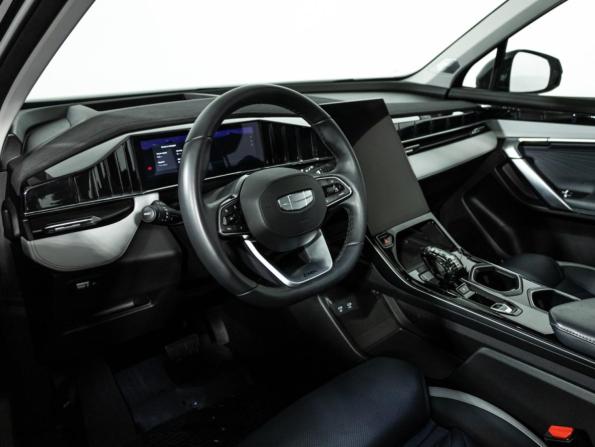 Geely Atlas II с пробегом 2024 года, цена 2 749 700 рублей, 20145 км, внедорожник, Автокод Объявления