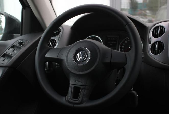 Volkswagen Tiguan I Рестайлинг с пробегом 2013 года, цена 1 580 000 рублей, 177681 км, внедорожник, Автокод Объявления