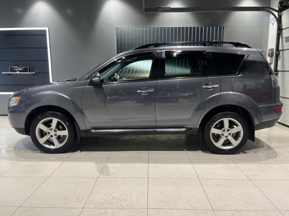 Mitsubishi Outlander II Рестайлинг с пробегом 2011 года, цена 1 330 000 рублей, 234300 км, внедорожник, Автокод Объявления