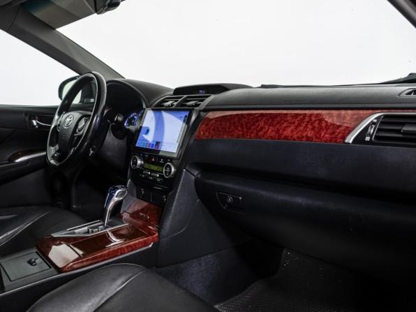 Toyota Camry VII (XV50) с пробегом 2013 года, цена 1 548 000 рублей, 255268 км, седан, Автокод Объявления