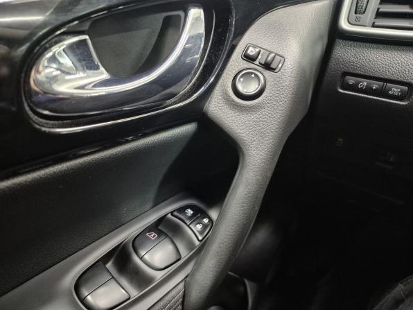 Nissan Qashqai II с пробегом 2016 года, цена 1 650 000 рублей, 150163 км, внедорожник, Автокод Объявления