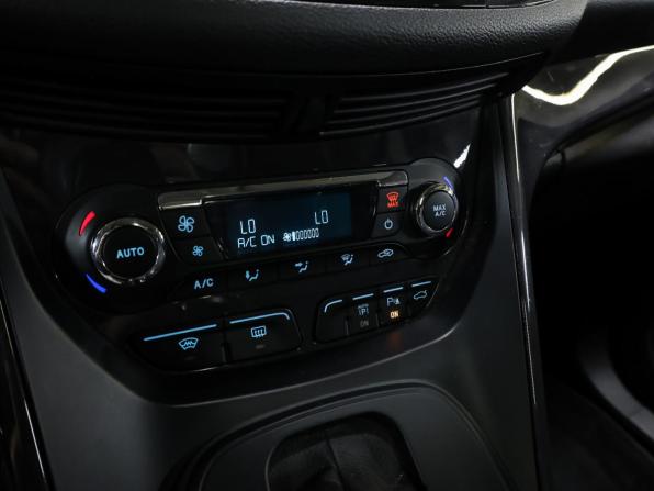 Ford Kuga II с пробегом 2014 года, цена 1 197 000 рублей, 175089 км, внедорожник, Автокод Объявления