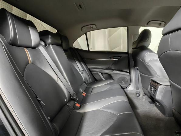 Toyota Camry VIII (XV70) с пробегом 2019 года, цена 2 489 000 рублей, 134185 км, седан, Автокод Объявления