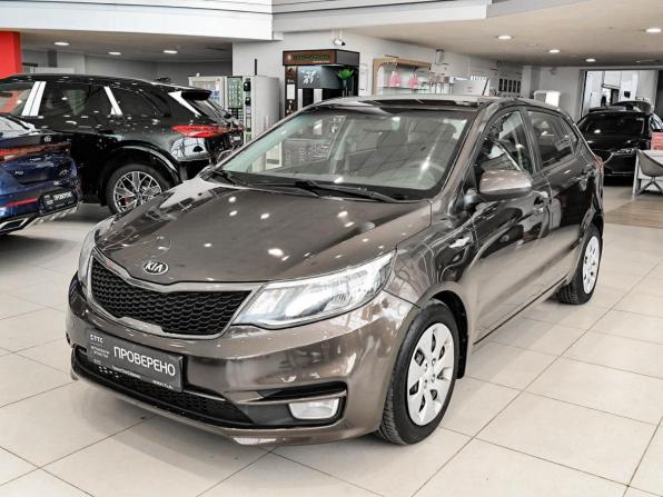 Kia Rio III Рестайлинг с пробегом 2015 года, цена 1 080 000 рублей, 98437 км, хэтчбек, Автокод Объявления