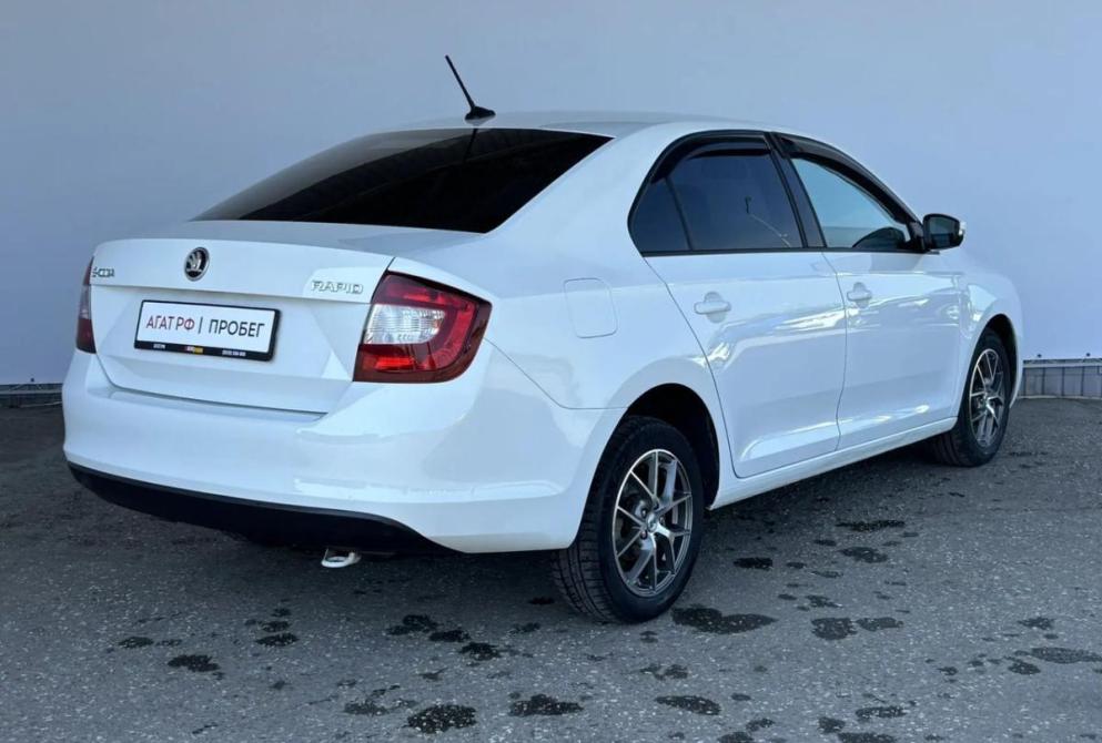 Skoda Rapid I Рестайлинг Киров  - изображение 4