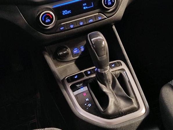 Hyundai Creta I с пробегом 2019 года, цена 1 619 000 рублей, 122199 км, внедорожник, Автокод Объявления