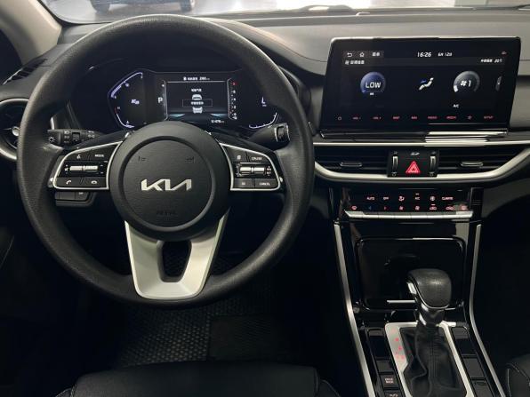 Kia K3 II (China Market) Рестайлинг с пробегом 2022 года, цена 1 899 000 рублей, 51500 км, седан, Автокод Объявления