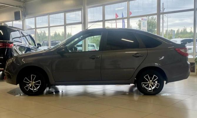 Lada (ВАЗ) Granta I Рестайлинг с пробегом 2022 года, цена 764 000 рублей, 32000 км, хэтчбек, Автокод Объявления