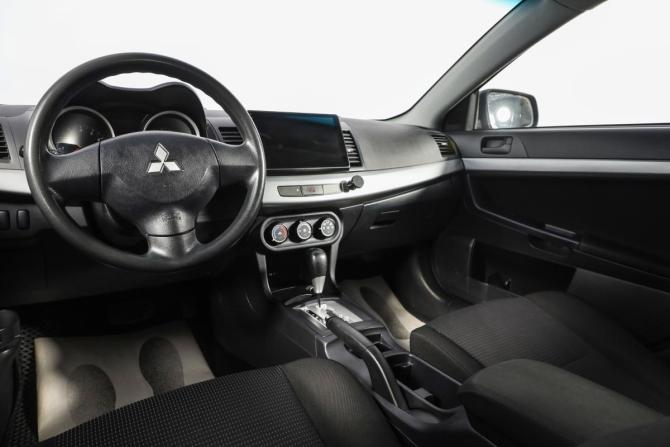 Mitsubishi Lancer X с пробегом 2010 года, цена 799 000 рублей, 200000 км, седан, Автокод Объявления