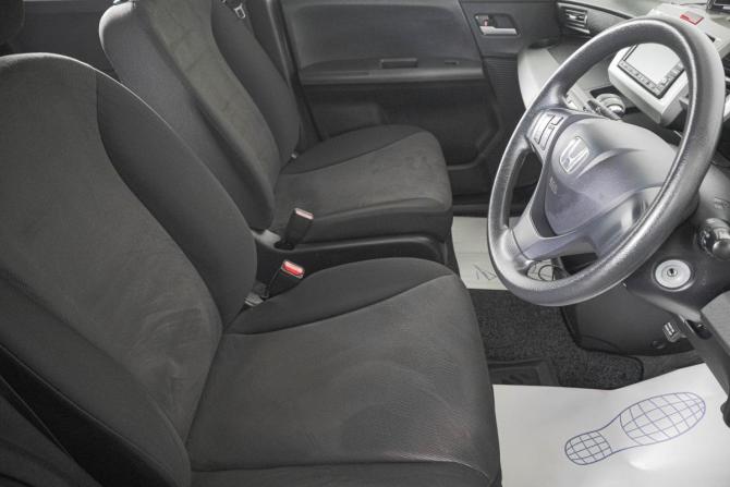 Honda Freed I с пробегом 2010 года, цена 1 049 000 рублей, 89000 км, компактвэн, Автокод Объявления