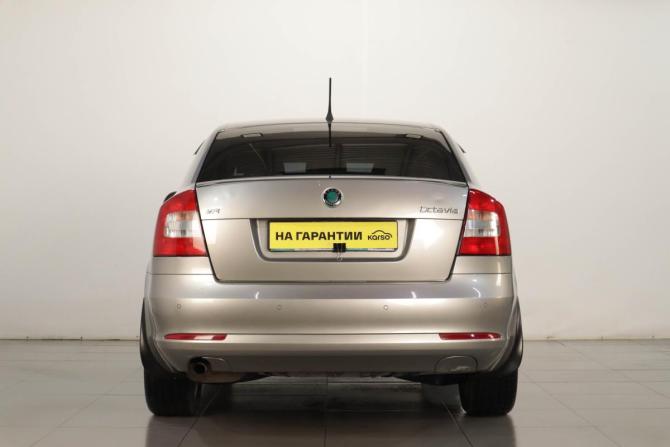 Skoda Octavia II (A5) Рестайлинг с пробегом 2012 года, цена 849 000 рублей, 256000 км, лифтбек, Автокод Объявления