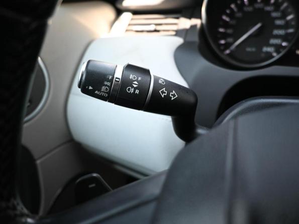 Land Rover Range Rover Evoque I с пробегом 2015 года, цена 1 999 000 рублей, 155189 км, внедорожник, Автокод Объявления