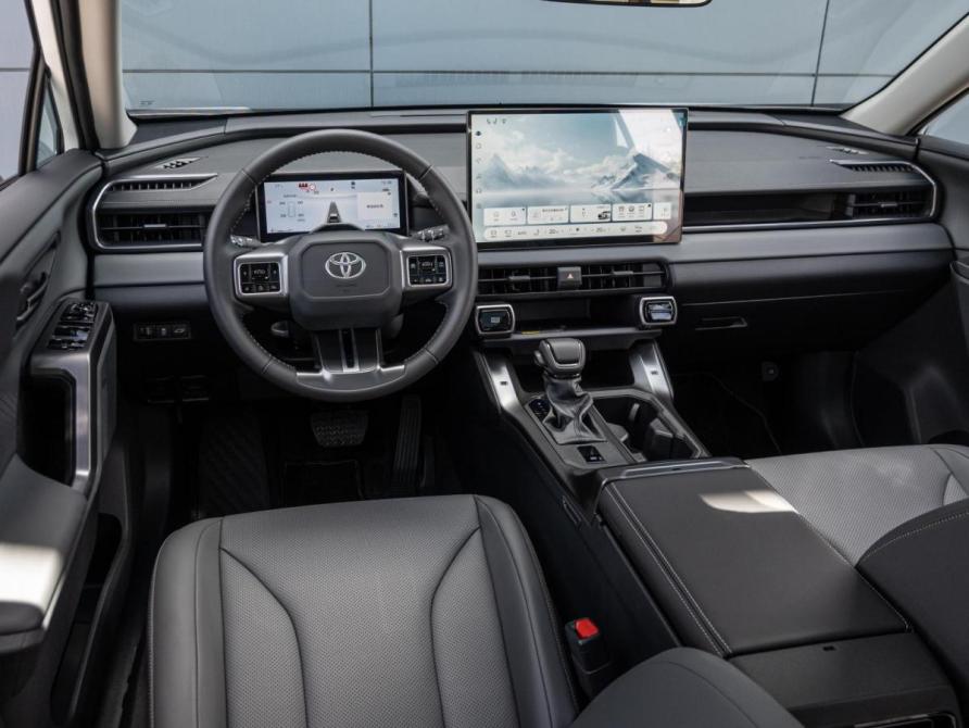 Toyota RAV4 VI (XA60) Краснодар  - изображение 6