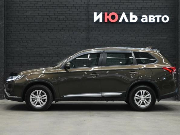 Mitsubishi Outlander III Рестайлинг 3 с пробегом 2019 года, цена 1 890 000 рублей, 194397 км, внедорожник, Автокод Объявления