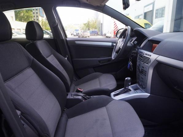 Opel Astra H Рестайлинг с пробегом 2014 года, цена 733 000 рублей, 131375 км, седан, Автокод Объявления