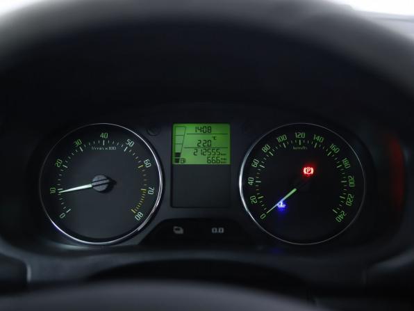 Skoda Roomster I Рестайлинг с пробегом 2012 года, цена 500 000 рублей, 212555 км, компактвэн, Автокод Объявления