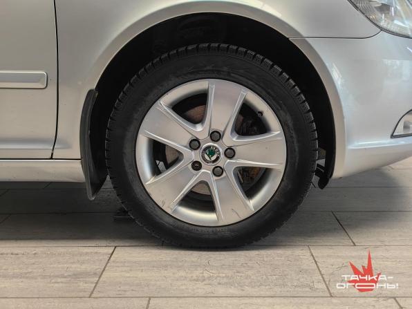 Skoda Octavia II (A5) Рестайлинг с пробегом 2010 года, цена 777 000 рублей, 165000 км, лифтбек, Автокод Объявления