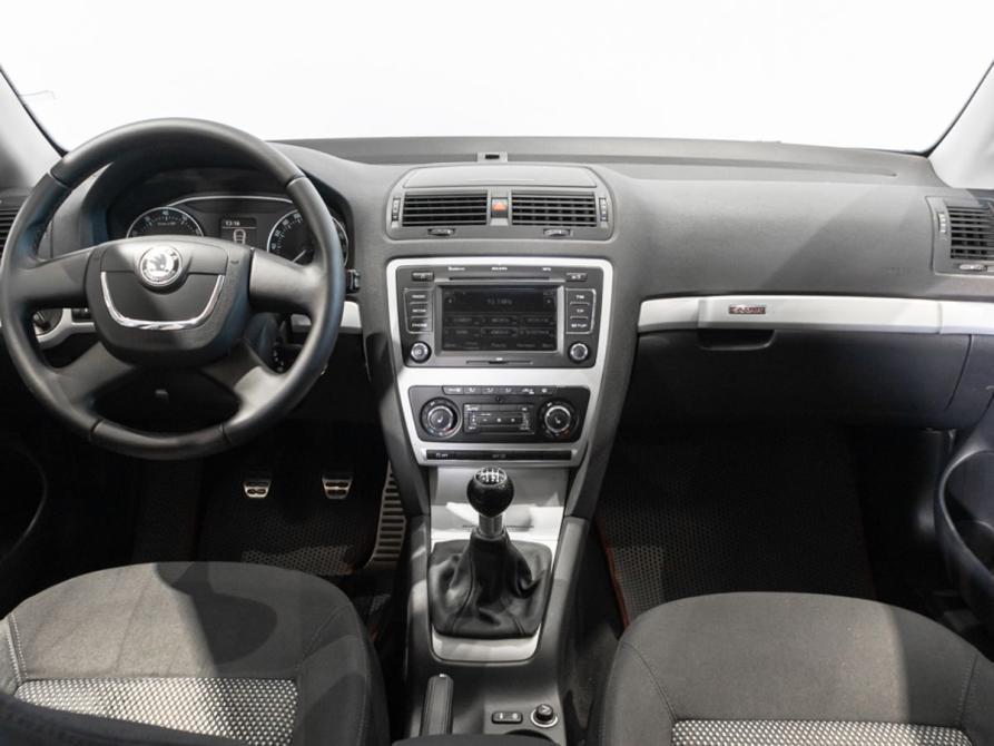 Skoda Octavia II (A5) Рестайлинг Казань  - изображение 6