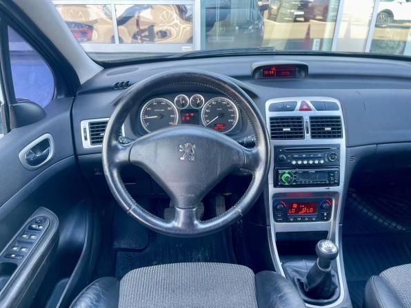 Peugeot 307 I Рестайлинг с пробегом 2005 года, цена 235 000 рублей, 327753 км, хэтчбек, Автокод Объявления
