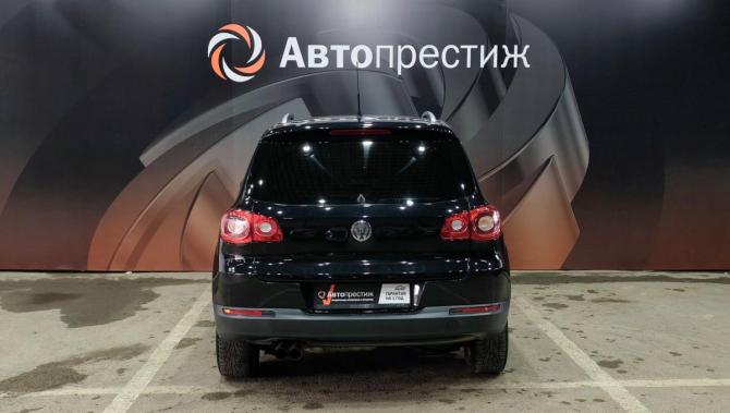 Volkswagen Tiguan I с пробегом 2010 года, цена 1 100 000 рублей, 174461 км, внедорожник, Автокод Объявления