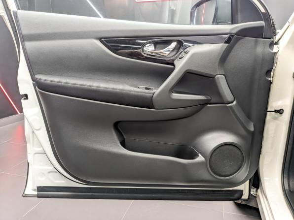 Nissan Qashqai II с пробегом 2017 года, цена 1 790 000 рублей, 64996 км, внедорожник, Автокод Объявления