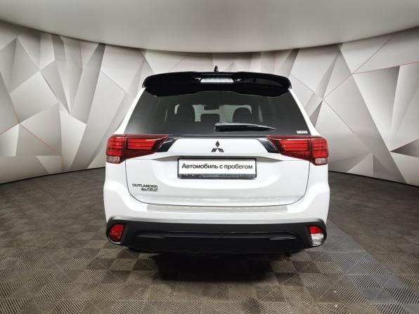 Mitsubishi Outlander III Рестайлинг 3 с пробегом 2021 года, цена 2 659 000 рублей, 49001 км, внедорожник, Автокод Объявления