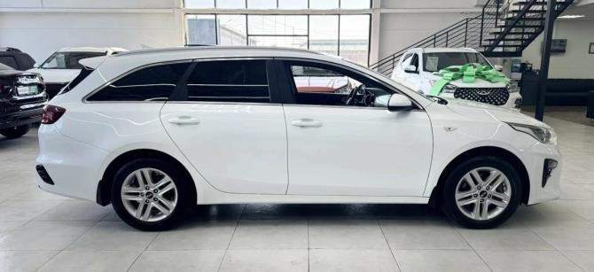 Kia Ceed III с пробегом 2019 года, цена 1 599 000 рублей, 208000 км, универсал, Автокод Объявления