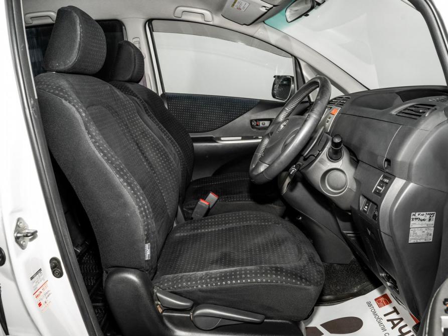 Toyota Ractis I Иркутск  - изображение 5
