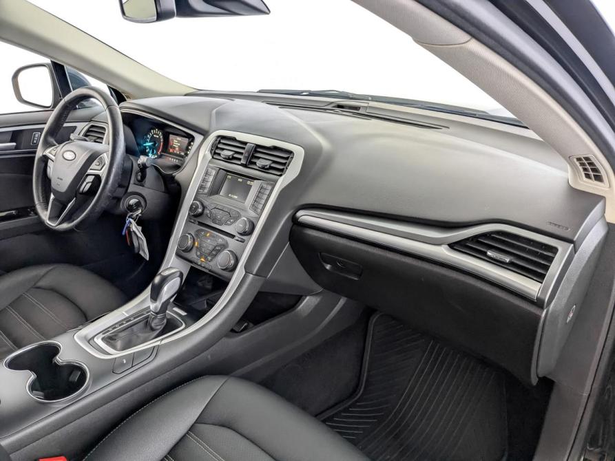 Ford Mondeo V Москва  - изображение 11
