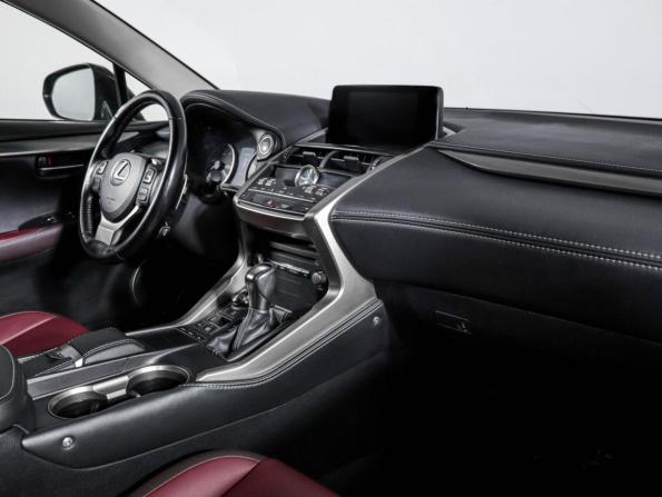 Lexus NX I Рестайлинг с пробегом 2017 года, цена 3 300 000 рублей, 56771 км, внедорожник, Автокод Объявления