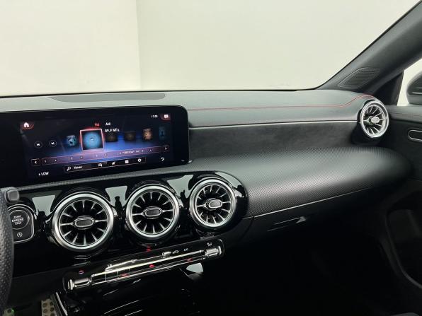 Mercedes-Benz CLA II (C118 X118) с пробегом 2021 года, цена 3 000 000 рублей, 104770 км, седан, Автокод Объявления