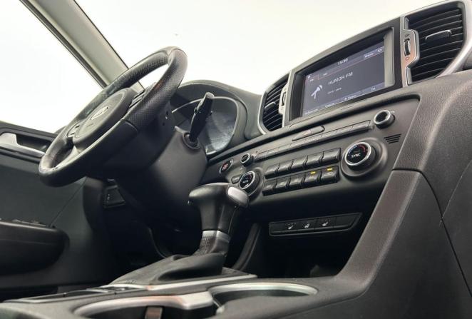 Kia Sportage IV с пробегом 2017 года, цена 1 700 000 рублей, 250637 км, внедорожник, Автокод Объявления