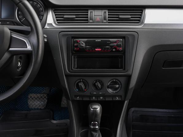 Skoda Rapid I с пробегом 2014 года, цена 949 000 рублей, 155350 км, лифтбек, Автокод Объявления