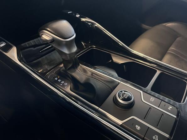 Kia Sorento IV с пробегом 2021 года, цена 3 900 000 рублей, 71500 км, внедорожник, Автокод Объявления