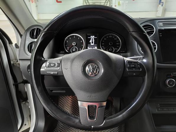 Volkswagen Tiguan I Рестайлинг с пробегом 2015 года, цена 1 540 000 рублей, 194246 км, внедорожник, Автокод Объявления