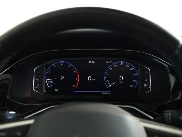 Volkswagen Polo VI с пробегом 2022 года, цена 1 669 000 рублей, 137750 км, лифтбек, Автокод Объявления