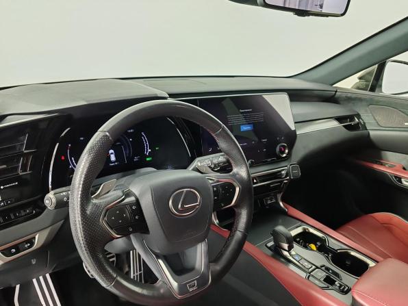 Lexus RX V с пробегом 2023 года, цена 8 999 000 рублей, 75966 км, внедорожник, Автокод Объявления